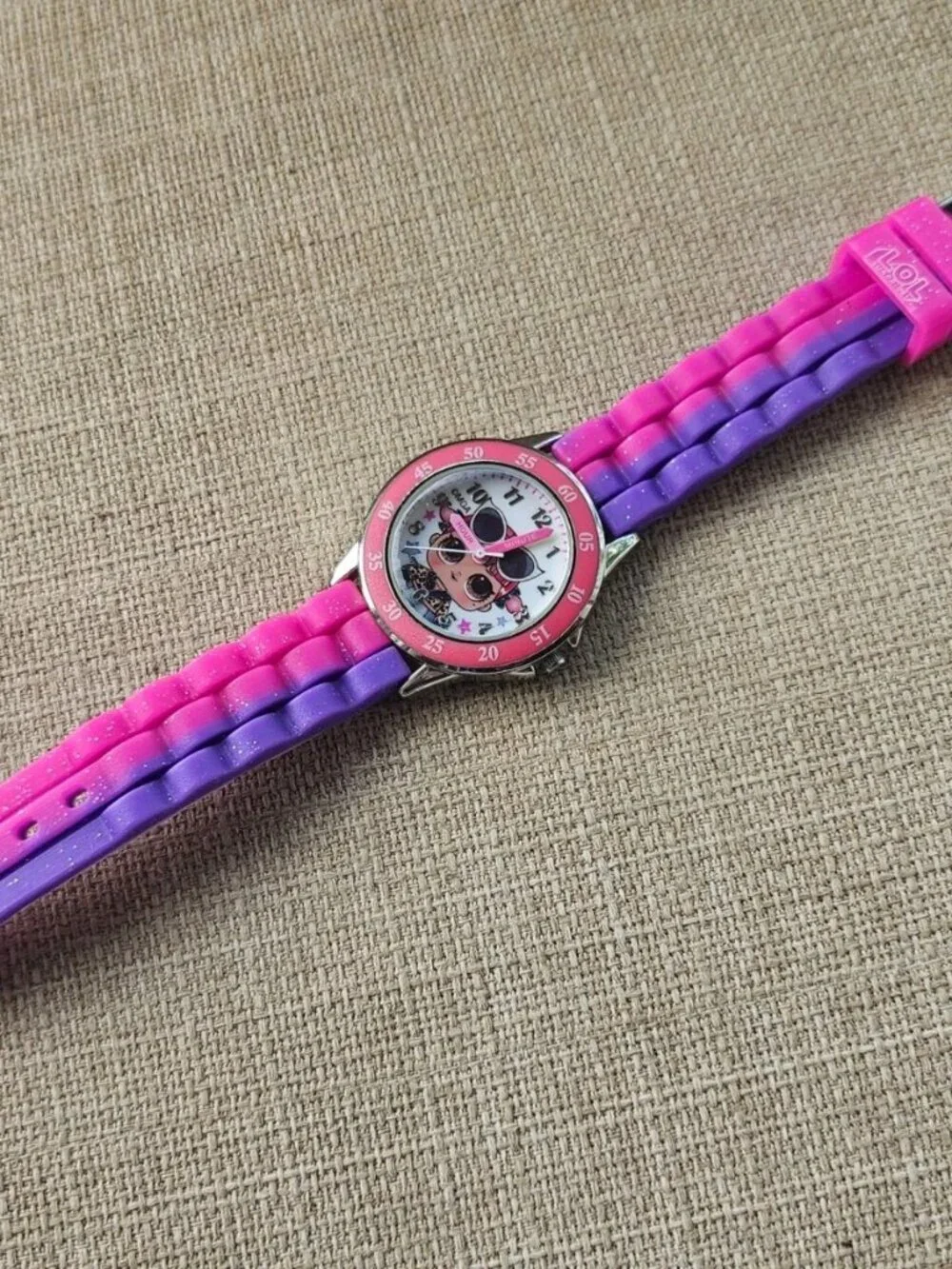 LOL Surprise Girl Wristwatch Purple/Pink Tone Rubber Strap Analog Quartz Watch
